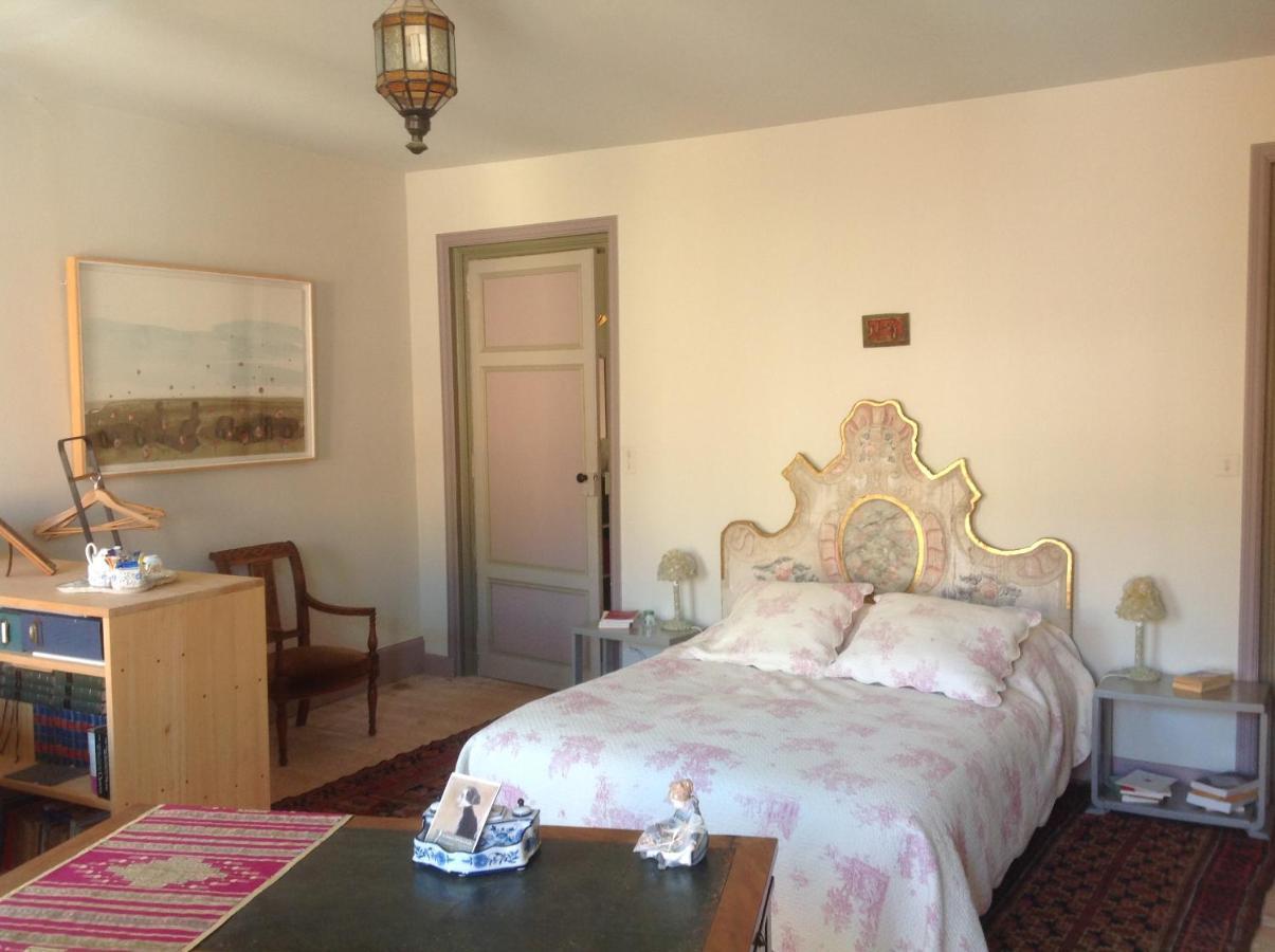 La Chambre De Diane Lectoure Exterior photo